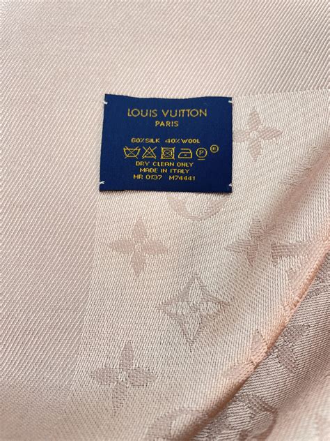 etichetta foulard louis vuitton